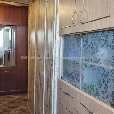 Продам квартиру, Большая Кольцевая ул. , 1 кім., 32.30 м², косметический ремонт 