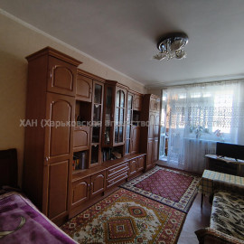 Продам квартиру, Большая Кольцевая ул. , 1 кім., 32.30 м², косметический ремонт