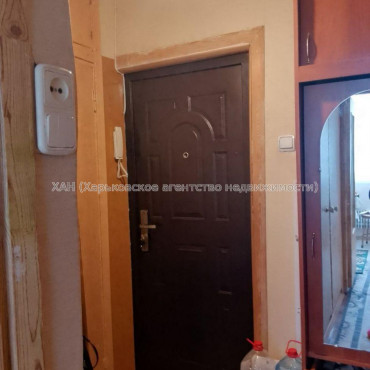 Продам квартиру, Большая Кольцевая ул. , 1 кім., 32.30 м², советский ремонт 