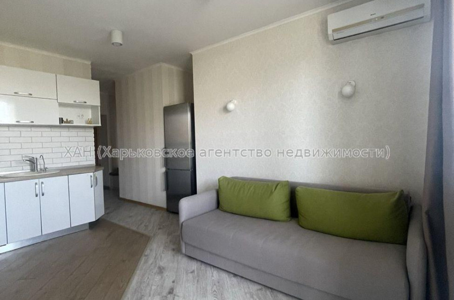 Продам квартиру, Победы просп. , 2  ком., 63 м², евроремонт 