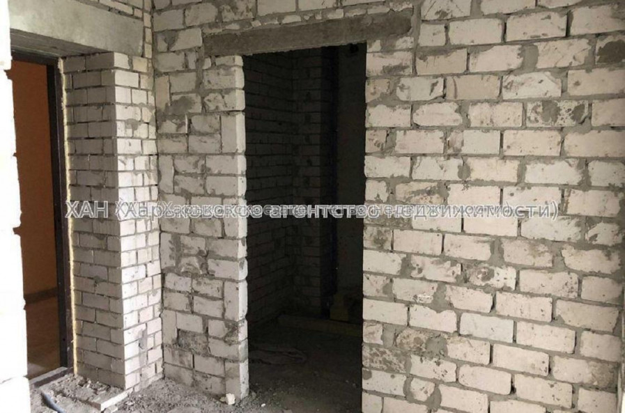 Продам квартиру, Мира ул. , 1 кім., 35 м², без внутренних работ 