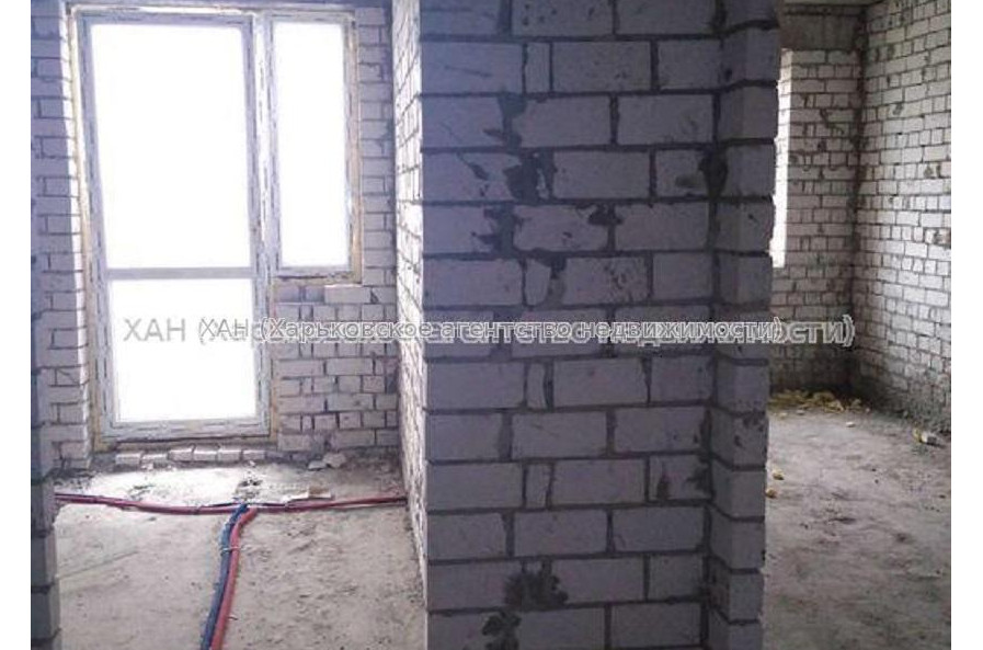 Продам квартиру, Мира ул. , 1 кім., 35 м², без внутренних работ 