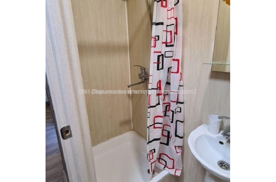 Продам квартиру, 23 Августа пер. , 1 кім., 22.80 м², капитальный ремонт 