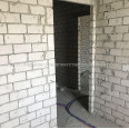 Продам квартиру, Мира ул. , 1  ком., 40 м², без внутренних работ 