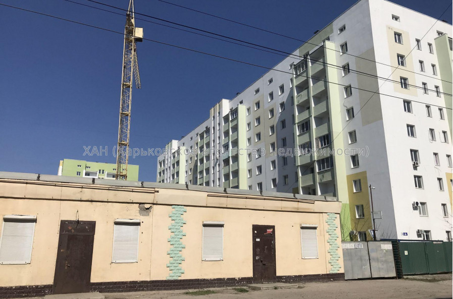 Продам квартиру, Мира ул. , 1  ком., 40 м², без внутренних работ 
