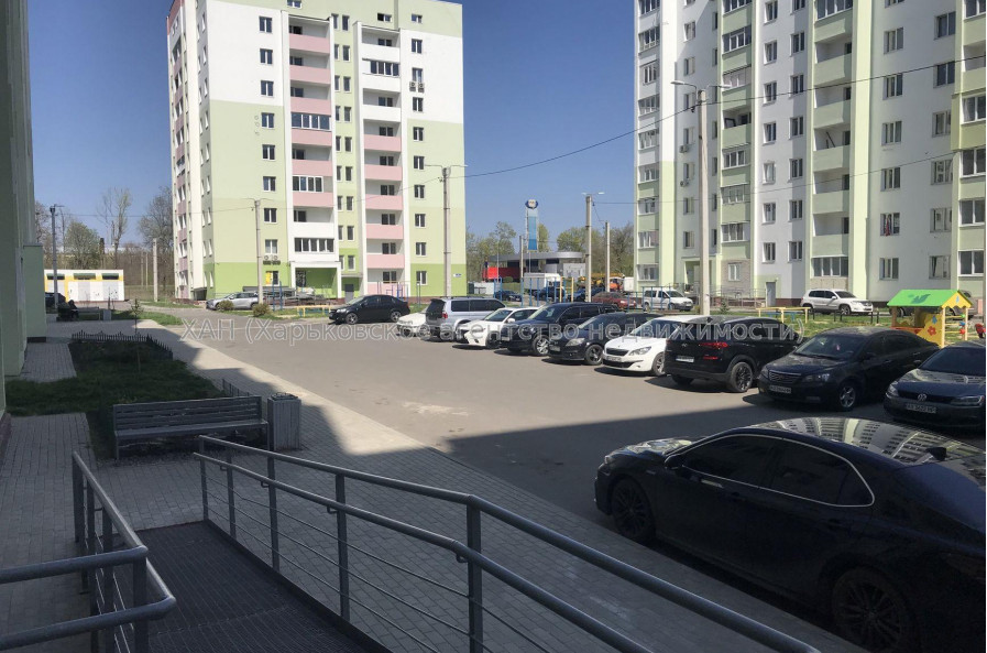 Продам квартиру, Мира ул. , 1  ком., 40 м², без внутренних работ 