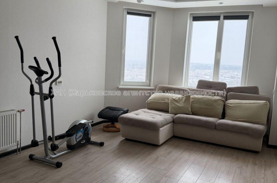 Продам квартиру, Юбилейный просп. , 3  ком., 105 м², евроремонт 