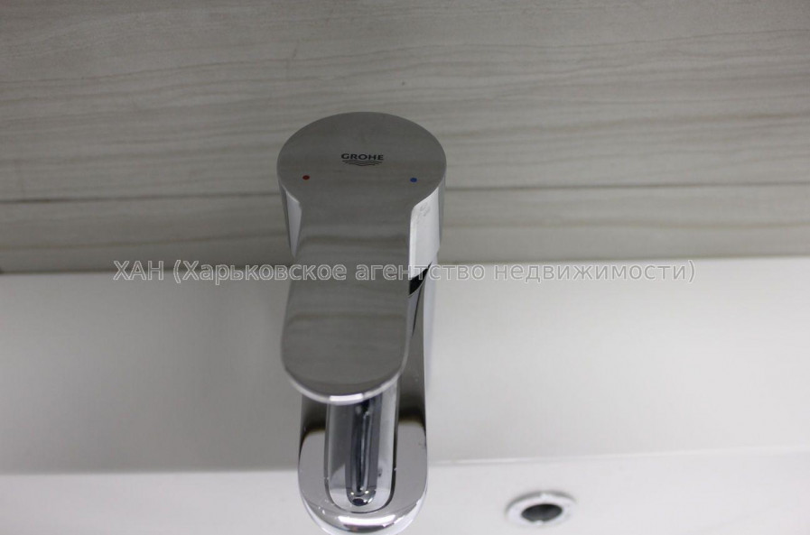 Продам квартиру, Мира ул. , 1  ком., 41 м², евроремонт 
