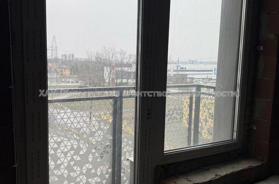 Продам квартиру, Сокольницкая ул. , 3  ком., 105 м², без внутренних работ 