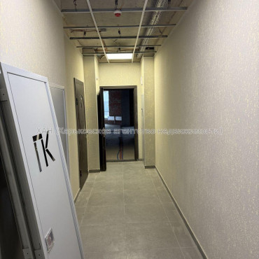 Продам квартиру, Сокольницкая ул. , 3 кім., 105 м², без внутренних работ 