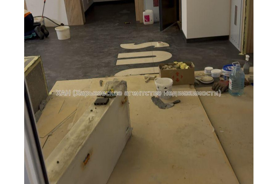 Продам квартиру, Сокольницкая ул. , 3  ком., 105 м², без внутренних работ 