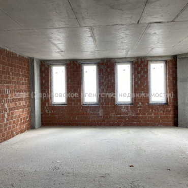 Продам квартиру, Сокольницкая ул. , 3 кім., 105 м², без внутренних работ 