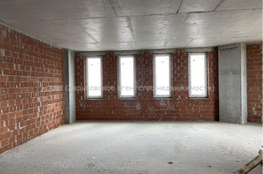 Продам квартиру, Сокольницкая ул. , 3 кім., 105 м², без внутренних работ 