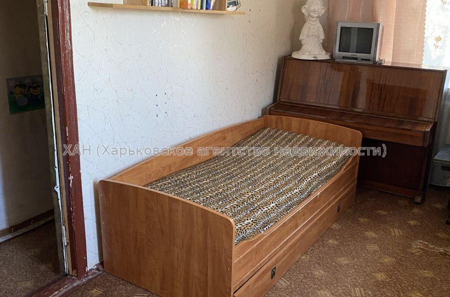 Продам квартиру, Олега Гуцоло пер. , 1  ком., 31 м², косметический ремонт 