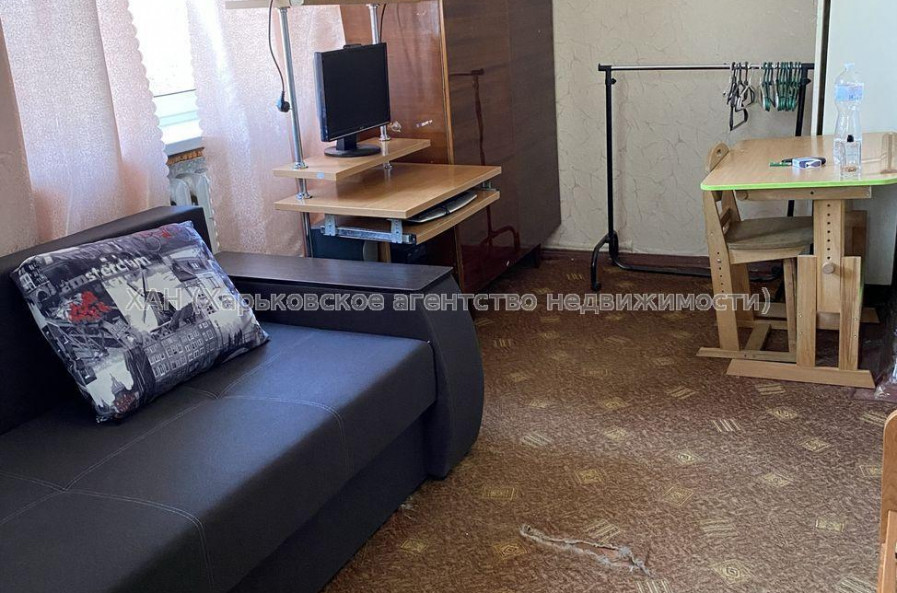Продам квартиру, Олега Гуцоло пер. , 1  ком., 31 м², косметический ремонт 