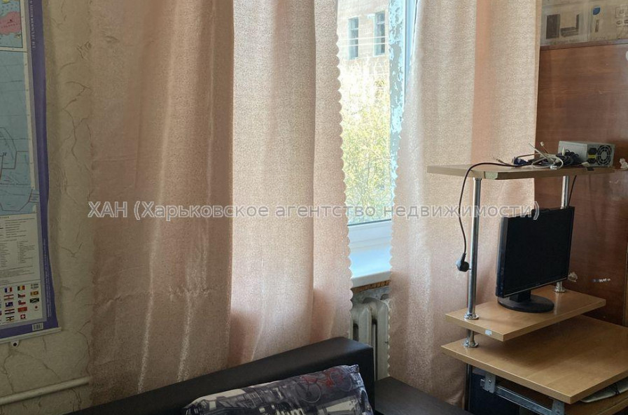 Продам квартиру, Олега Гуцоло пер. , 1  ком., 31 м², косметический ремонт 