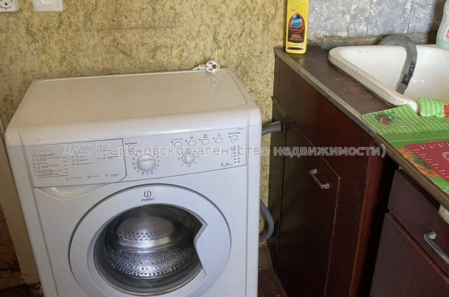 Продам квартиру, Олега Гуцоло пер. , 1  ком., 31 м², косметический ремонт 