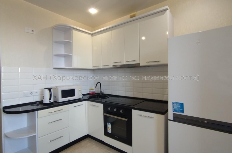 Сдам квартиру, Мира ул. , 1  ком., 40 м², капитальный ремонт 