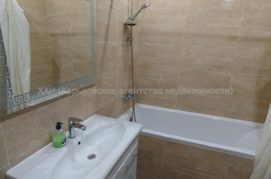 Сдам квартиру, Мира ул. , 1  ком., 40 м², капитальный ремонт 