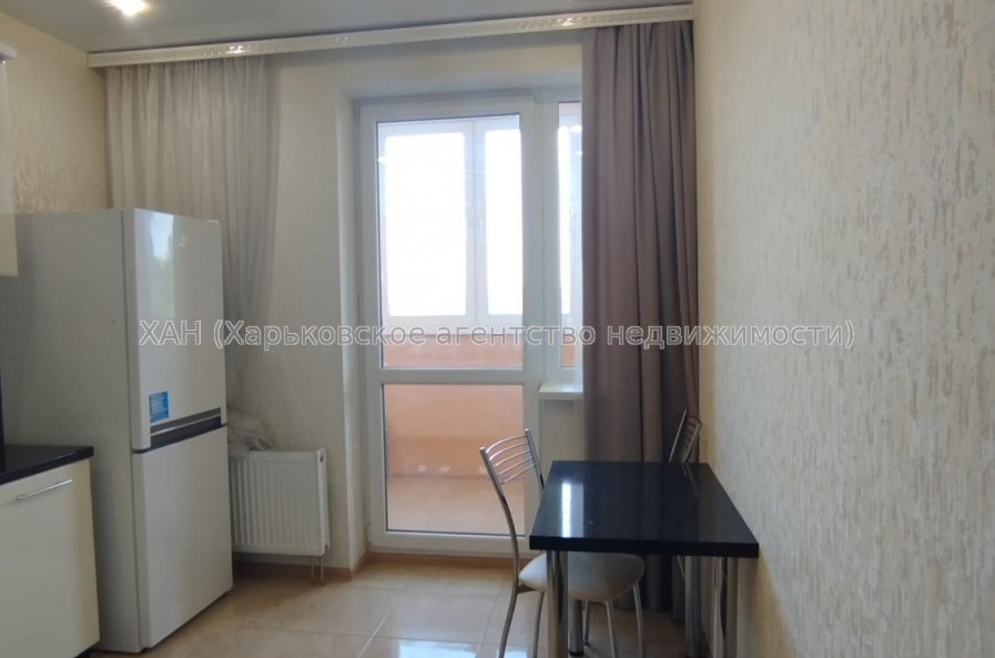 Сдам квартиру, Мира ул. , 1  ком., 40 м², капитальный ремонт 