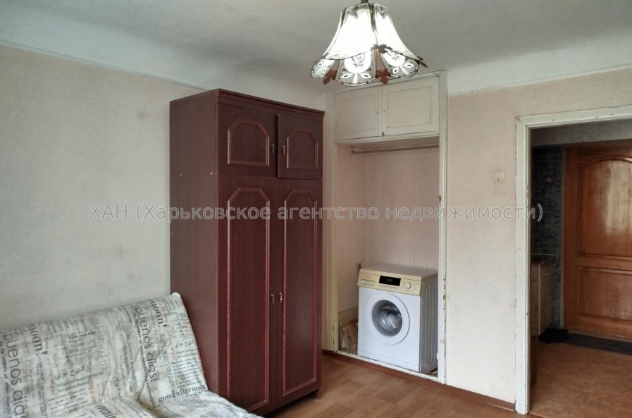 Продам квартиру, Зерновой пер. , 1  ком., 23 м², косметический ремонт 
