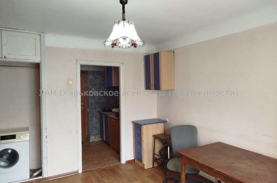 Продам квартиру, Зерновой пер. , 1  ком., 23 м², косметический ремонт 