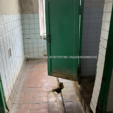 Продам квартиру, Мира ул. , 1 кім., 15.30 м², косметический ремонт 