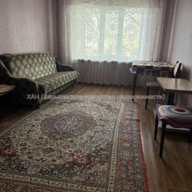 Продам квартиру, Гвардейцев Широнинцев ул. , 1  ком., 30 м², косметический ремонт