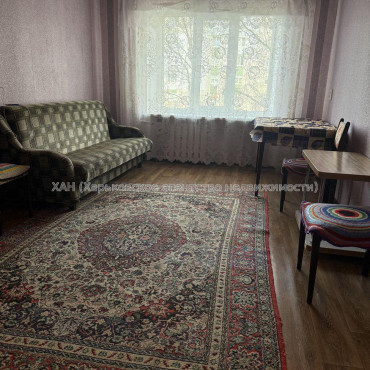 Продам квартиру, Гвардейцев Широнинцев ул. , 1  ком., 30 м², косметический ремонт 