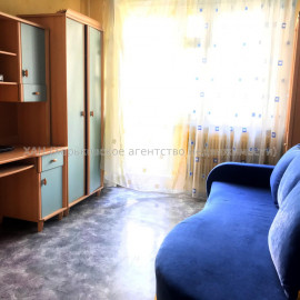 Продам квартиру, Олимпийская ул. , 3  ком., 64 м², косметический ремонт