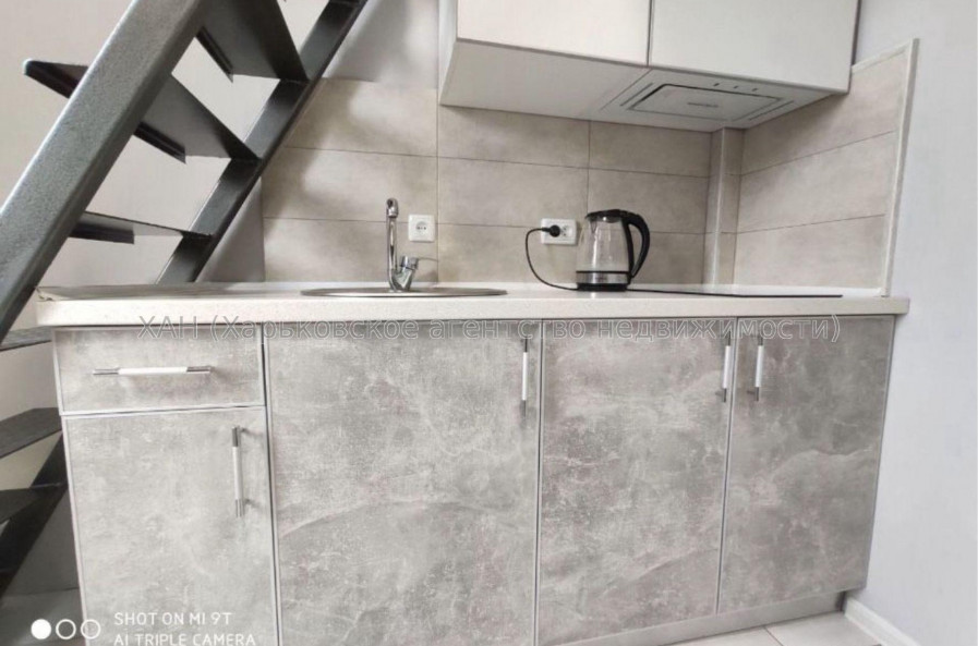 Продам квартиру, Героев Харькова просп. , 1  ком., 27 м², евроремонт 