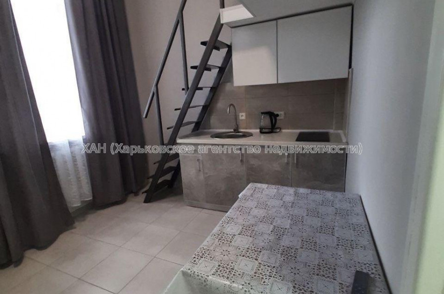 Продам квартиру, Героев Харькова просп. , 122Б , 1  ком., 27 м², евроремонт 
