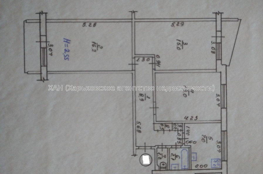 Продам квартиру, Тобольская ул. , 3 кім., 68 м², евроремонт 