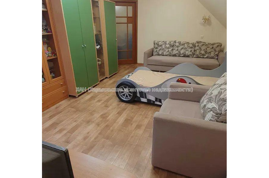 Продам дом, 550 м², 12 сот., капитальный ремонт 