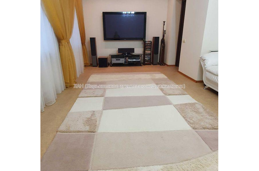 Продам будинок, 550 м², 12 соток, капитальный ремонт 