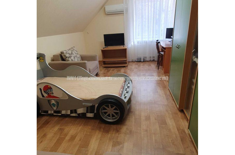 Продам будинок, 550 м², 12 соток, капитальный ремонт 