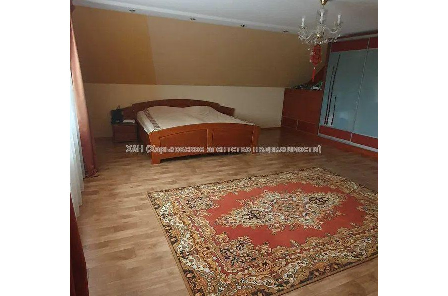 Продам дом, 550 м², 12 сот., капитальный ремонт 