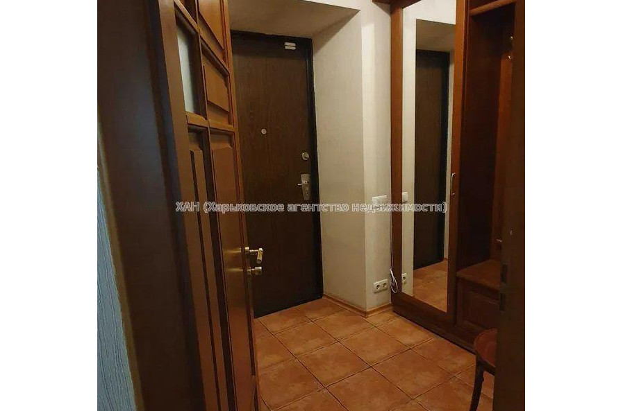 Продам дом, 550 м², 12 сот., капитальный ремонт 