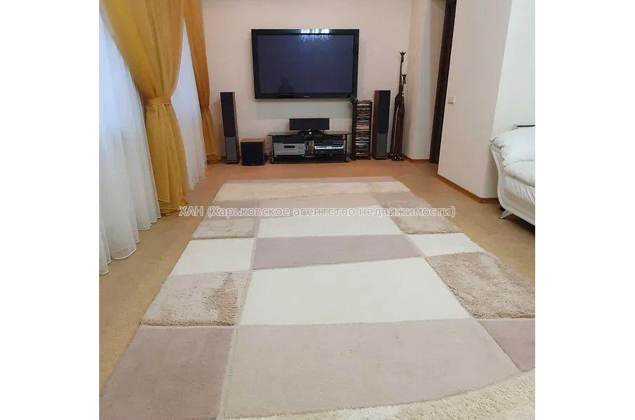 Продам дом, 550 м², 12 сот., капитальный ремонт 