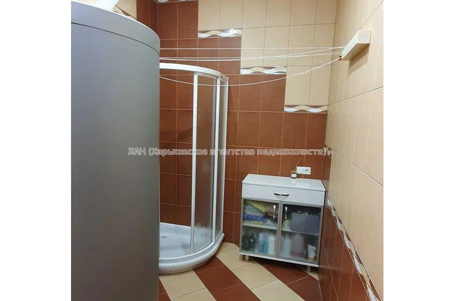 Продам дом, 550 м², 12 сот., капитальный ремонт 