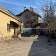 Продам дом, 550 м², 12 сот., капитальный ремонт 
