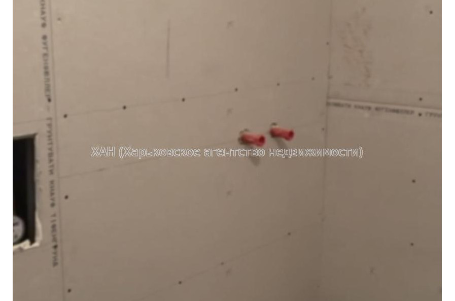Продам квартиру, Аэрокосмический пр. , 1 кім., 33.10 м², без отделочных работ 