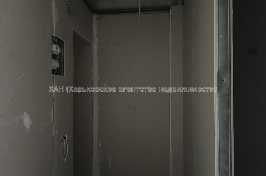Продам квартиру, Аэрокосмический пр. , 1  ком., 33.10 м², без отделочных работ 