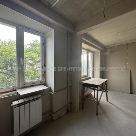 Продам квартиру, Аэрокосмический пр. , 1  ком., 33.10 м², без отделочных работ