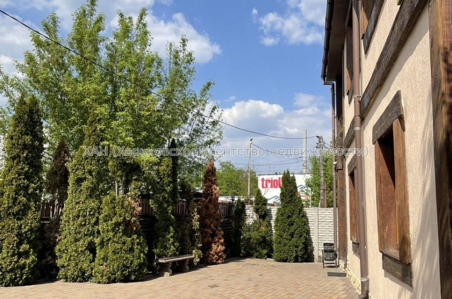 Продам нежитлову нерухомість, отель , 240 м², капитальный ремонт 