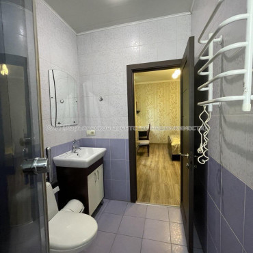 Продам нежилую недвижимость, отель , 240 м², капитальный ремонт 