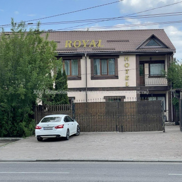 Продам нежилую недвижимость, отель , 240 м², капитальный ремонт 