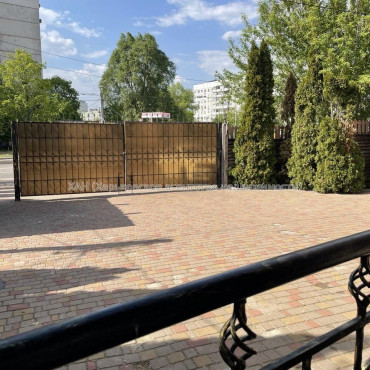 Продам нежилую недвижимость, отель , 240 м², капитальный ремонт 