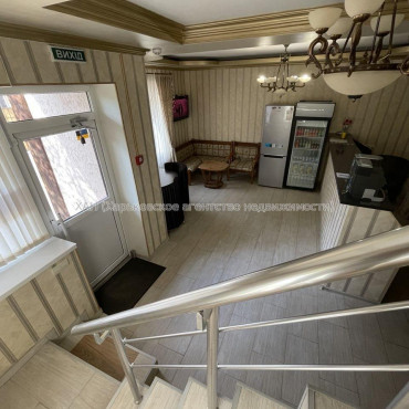 Продам нежилую недвижимость, отель , 240 м², капитальный ремонт 