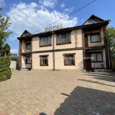 Продам нежилую недвижимость, отель , 240 м², капитальный ремонт 